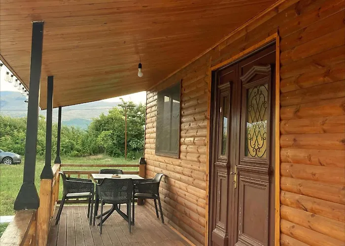 Evergreen Escape In Hytte